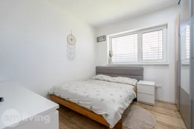 Na predaj 4-izbový dom, 102 m², Trenčianske Jastrabie