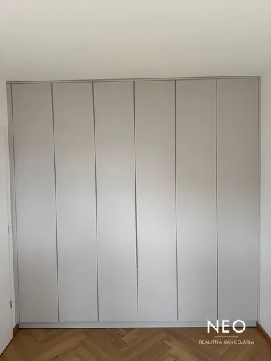 Na prenájom 2-izbový byt, 43 m², Trnava, Cukrovarská