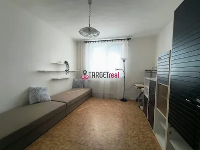 Na prenájom 3-izbový byt, 68 m², Piešťany, Mateja Bela