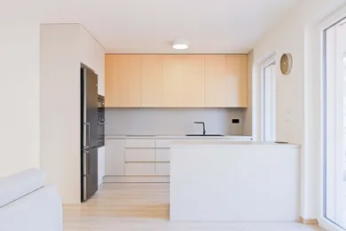 Mieszkania na wynajem, 4-pokojowe, Bratislava-Lamač · €1300