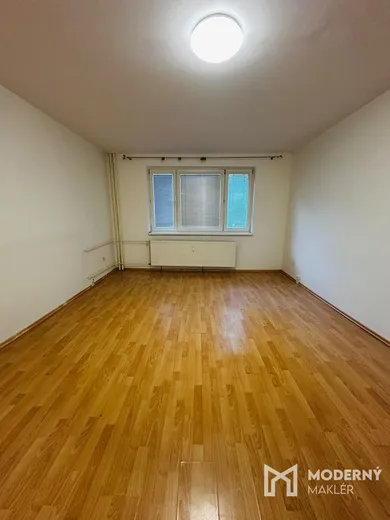 Mieszkania na wynajem, 1-pokojowe, Sereď · €450
