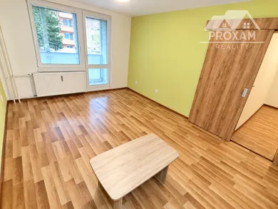 Na predaj 3-izbový byt, 64 m², Cinobaňa, Sídlisko