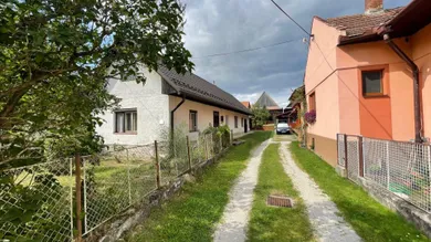 Na predaj rekreačný dom, 160 m², Háj
