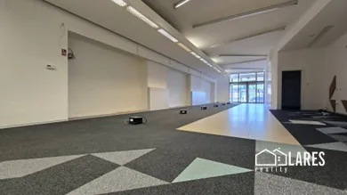 Komerčné priestory na prenájom, Prievidza · €2 800