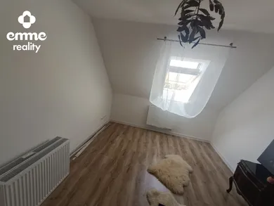 Na predaj 3-izbový byt, 71 m², Tomášikovo