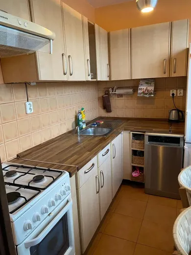 Квартиры в аренду, 2-комнатные, Bratislava-Karlova Ves · €790