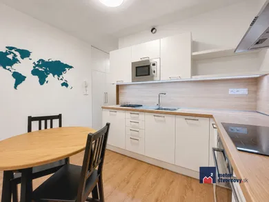 Na predaj 1-izbový byt, 29 m², Žilina, Pražská