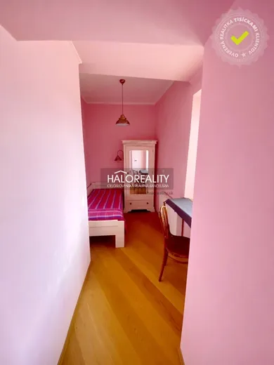 Na predaj 3-izbový byt, 82 m², Kremnica