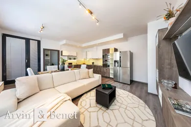 Eladó lakások, 2-szobás, Bratislava-Ružinov · €359 000