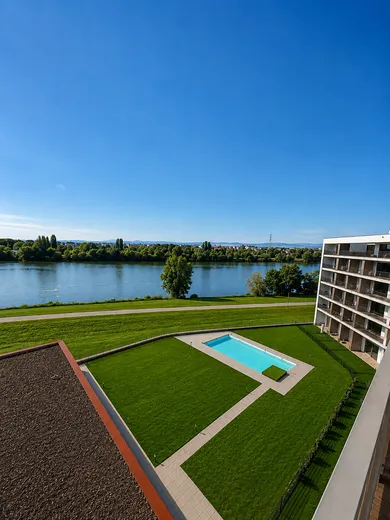 Na predaj 2-izbový byt, 79 m², Banka, Ratnovská ulica