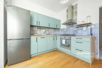 Na prenájom 2-izbový byt, 61 m², Banská Bystrica, Trieda SNP 14