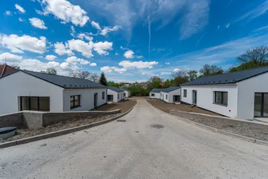 Domy na sprzedaż, 4-pokojowe, Herľany · €275 000