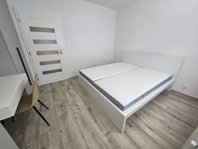 Na prenájom 2-izbový byt, 46 m², Košice-Juh, Jantárová
