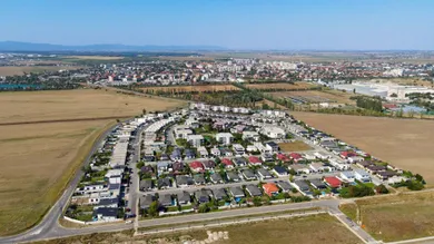 Byty na prenájom 2-izbový, Senec · €800