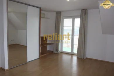Na prenájom 7-izbový dom, 440 m², Bratislava-Nové Mesto, Stará Klenová