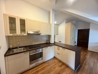 Na predaj 2-izbový byt, 80 m², Ružomberok, Hrabovská dolina