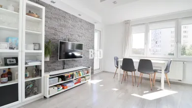 Mieszkania na sprzedaż, 3-pokojowe, Martin · €148 900