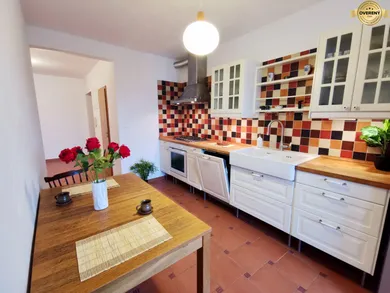Na prenájom 4-izbový byt, 91 m², Bratislava-Podunajské Biskupice