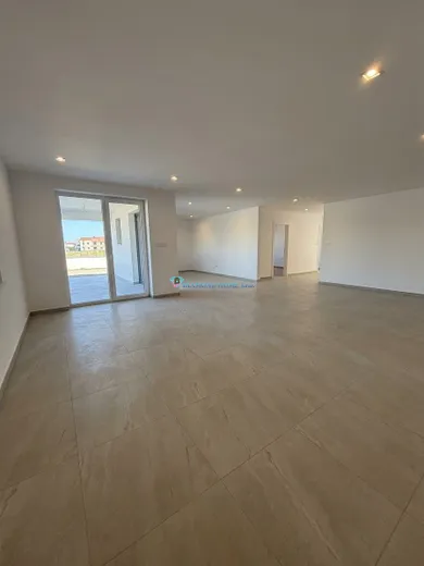 Na predaj dom, 214 m², Tomášikovo, Tomášíkovo