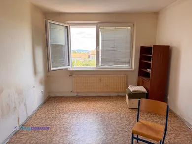 Na predaj 4-izbový byt, 72 m², Lučenec, Rúbanisko III