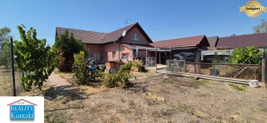 Na predaj 6-izbový dom, 190 m², Šurany, Cintorínska