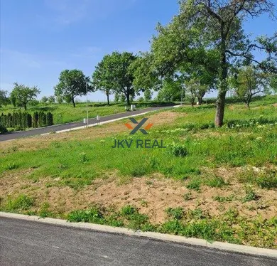 Na predaj pozemok, 780 m², Beladice