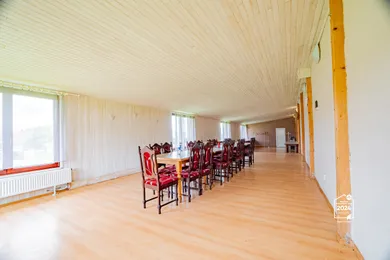 Na predaj 15-izbový dom, 274 m², Spišský Hrhov, Grófska