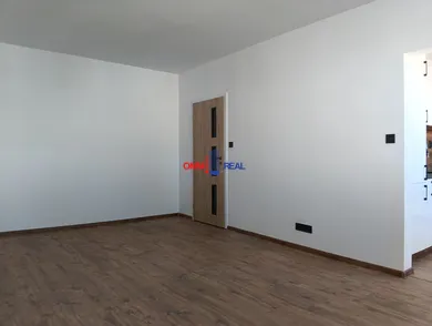 Na predaj 3-izbový byt, 64 m², Bratislava-Rača, Žarnovická