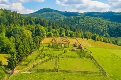 Na predaj pozemok, Šútovo