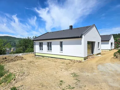 Domy na sprzedaż, Žilina · €279 000