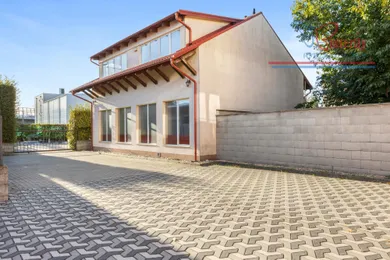 Na predaj objekt, 190 m², Bratislava-Ružinov, Mlynské luhy