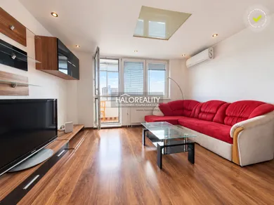 Na predaj 3-izbový byt, 73 m², Bratislava-Podunajské Biskupice