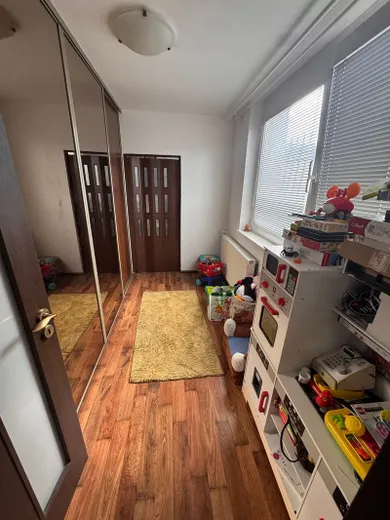 Na predaj 3-izbový byt, 90 m², Bratislava-Nové Mesto