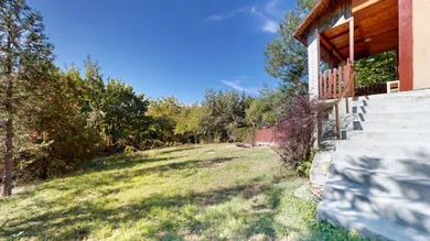 Na predaj 3-izbový rekreačný dom, 380 m², Trstín
