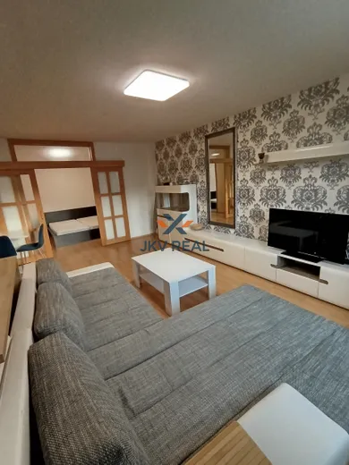 Na predaj 3-izbový byt, 75 m², Martin, Stavbárska