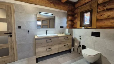 Na predaj 5-izbový dom, 132 m², Červená Voda