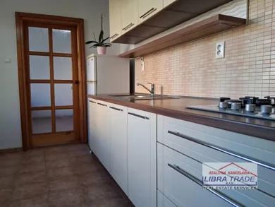 Na prenájom 3-izbový byt, 75 m², Šurany, MDŽ