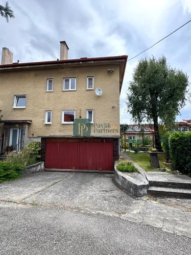 Na predaj 3-izbový byt, 144 m², Nitra