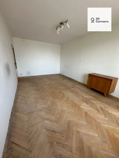 Na predaj 2-izbový byt, 68 m², Nitra, Výstavná
