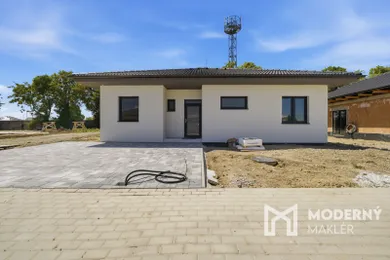 Domy na predaj, Špačince · €309 990