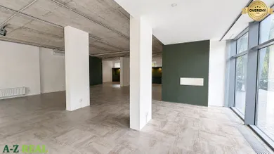 Na prenájom komerčné, 175 m², Bratislava-Ružinov