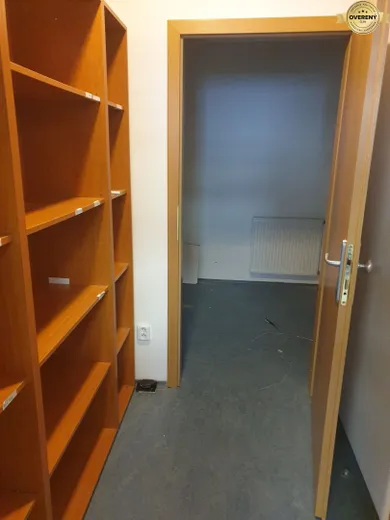 Na prenájom komerčné, 240 m², Senec, Lichnerova