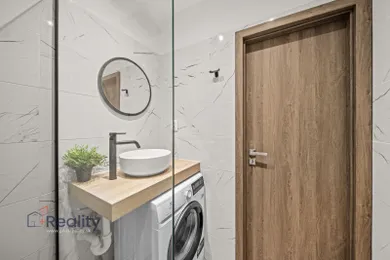 Na predaj 1-izbový byt, 31 m², Bratislava-Karlova Ves