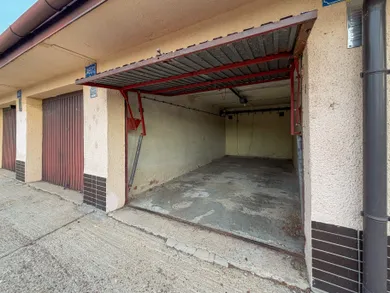 Na prenájom objekt, 16 m², Bratislava-Nové Mesto, Guothova
