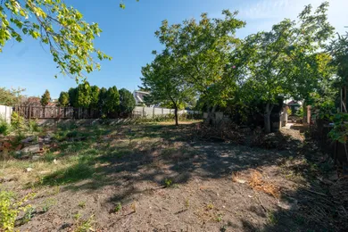 Na predaj 5-izbový dom, 220 m², Nitra