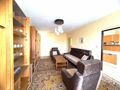 Na predaj 3-izbový byt, 83 m², Prievidza