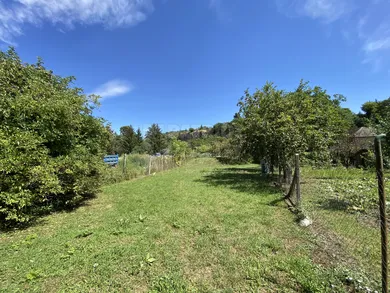 Na predaj pozemok, 808 m², Levice, Koháryho