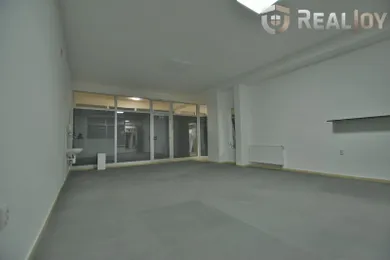 Na prenájom komerčné, 59 m², Topoľčany