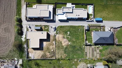 Na predaj pozemok, 245 m², Rosina