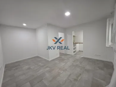 Na predaj 1-izbový byt, 29 m², Trnava, Vladimíra Clementisa